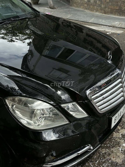 Mercedes E200 2011 1.8 tubor Đen