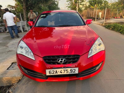 Hyundai Genesis Coupe Đỏ