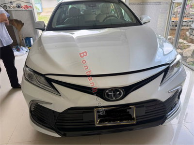 Xe Toyota Camry 2.0Q 2023