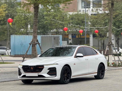 Lux A Base 2022 đi 6v km đẹp xuất sắc