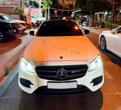 Xe Mercedes Benz E class E300 AMG 2019