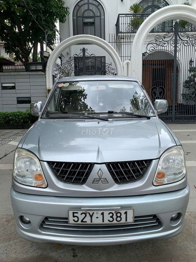 Mitsubishi Jolie 2004 2.0 Bạc