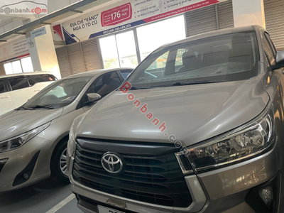 Xe Toyota Innova E 2.0 MT 2022