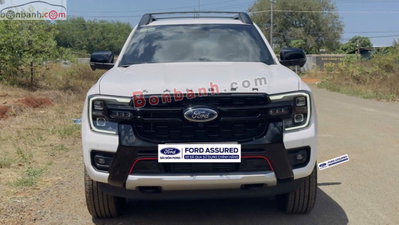 Xe Ford Ranger Stormtrak 2.0L 4x4 AT 2025