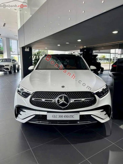 Xe Mercedes Benz GLC 300 4Matic 2024