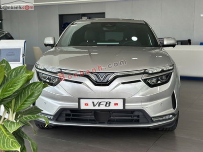 Xe VinFast VF8 Plus AWD 2025