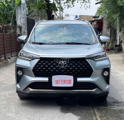 Toyota Veloz Top 2022 Bạc