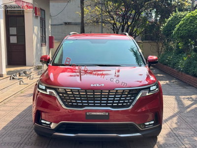 Xe Kia Carnival Premium 2.2D 7S 2024