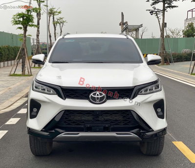 Xe Toyota Fortuner Legender 2.4L 4x2 AT 2024