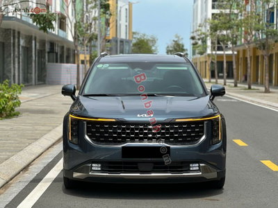 Xe Kia Carnival Signature 2.2D 2025