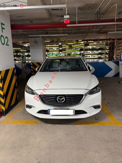 Xe Mazda 6 Premium 2.0 AT 2019