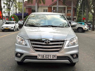 Toyota Innova 2015 Bạc