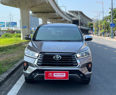 Innova 2.0G 2022 - Màu Đồng - 35.000km - Còn Giảm