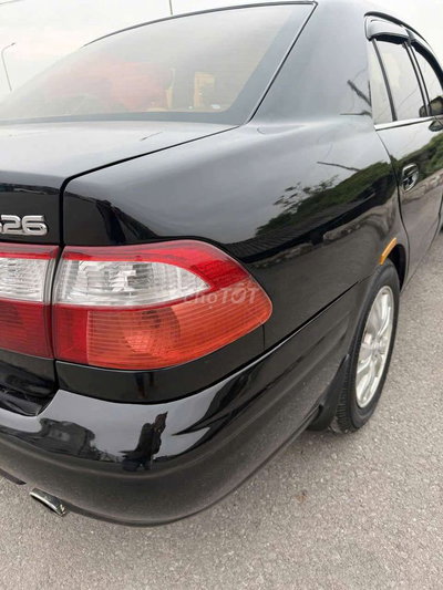 Mazda 626 Đen 5 chỗ Cổ điển