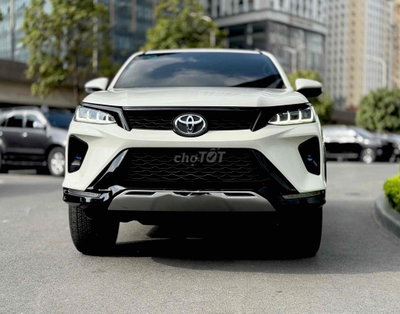 Toyota Fortuner Legender 2021 2.4AT BH chính hãng