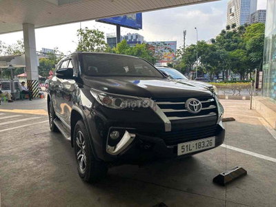 Toyota Fortuner 2017 2.7V 4x2 AT Đen 118000 km