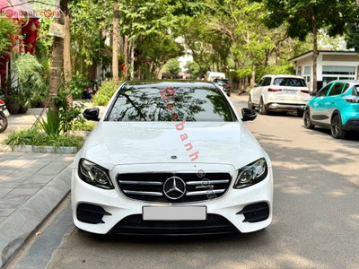 Xe Mercedes Benz E class E300 AMG 2019