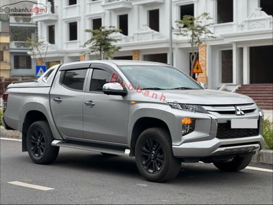 Xe Mitsubishi Triton 4x2 MT 2020