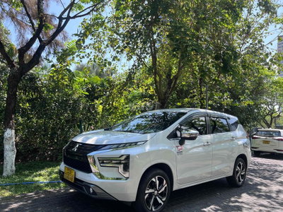 Mitsubishi Xpander Premium 2023 Trắng