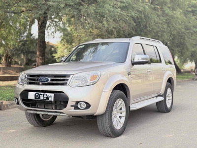 Ford Everest 2015 2.5L Limited AT