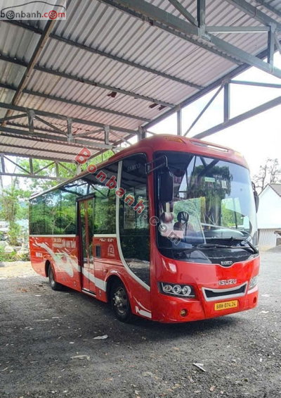 Xe Isuzu NPR 34 nghế 2016