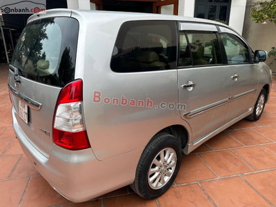 Xe Toyota Innova 2.0E 2014