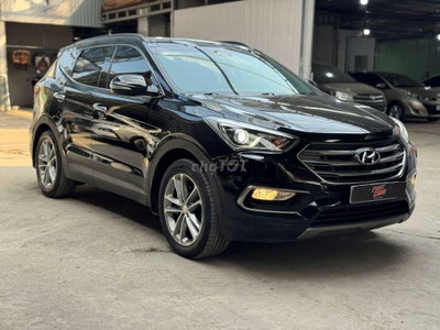 Hyundai Santafe 2018 2.4L 4WD,máy xăng,màu đen,8v5