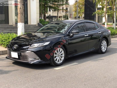Xe Toyota Camry 2.0G 2020