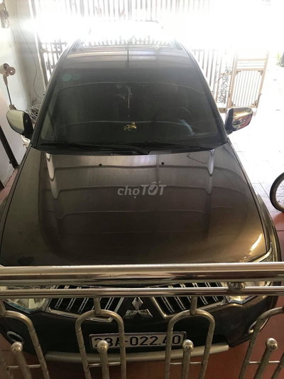 Mitsubishi Pajero Sport Nâu