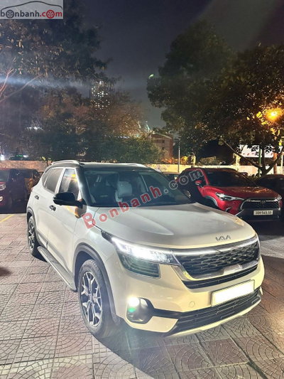 Xe Kia Seltos Premium 1.6 AT 2022
