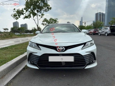 Xe Toyota Camry 2.0G 2023