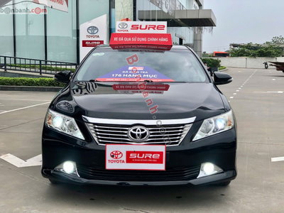 Xe Toyota Camry 2.0E 2014