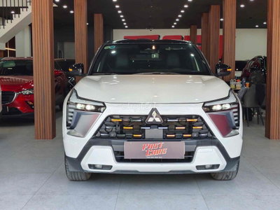 Mitsubishi Xforce 2024 Ultimate 12.000km Trắng