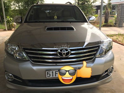 Toyota Fortuner 2016 Bạc 220.000 km