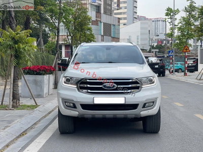 Xe Ford Everest Titanium 2.0L 4x2 AT 2019