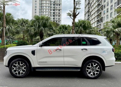 Xe Ford Everest Ambiente 2.0L 4x2 AT 2026