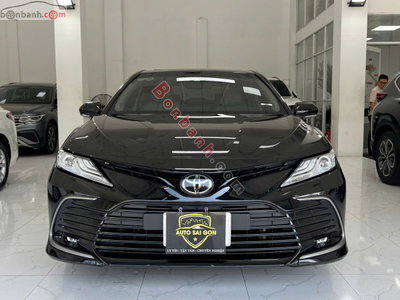 Xe Toyota Camry 2.0Q 2022