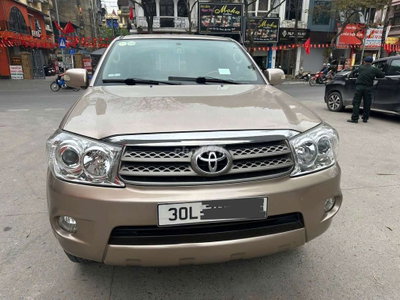 Toyota Fortuner 2009 Vàng cát