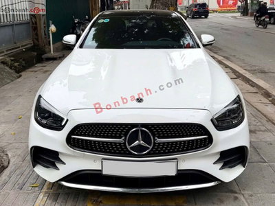 Xe Mercedes Benz E class E300 AMG 2022