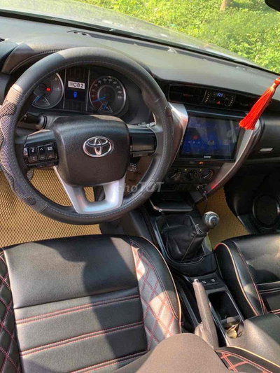 Toyota Fortuner 2017 Số sàn Bạc,Nhập khẩu nguyen c