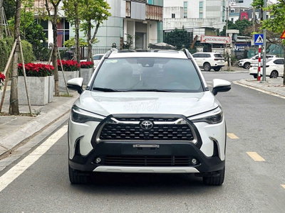 Toyota Cross 2022 1.8V Trắng 1 vạn km