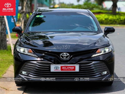 Toyota Camry 2020 2.0G - xe chạy rất ít