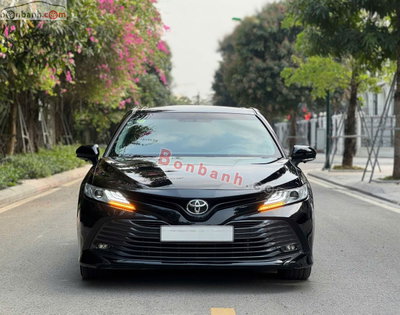 Xe Toyota Camry 2.5Q 2021