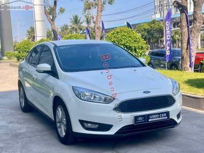 Xe Ford Focus 2017