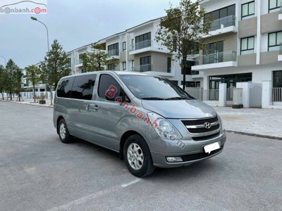 Xe Hyundai Grand Starex Van 2.5 MT 2015