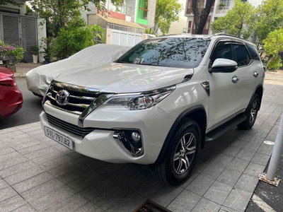 Toyota Fortuner 2018 2.4G 4x2 - 95000 km