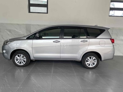 Toyota Innova 2019 2.0E Bạc