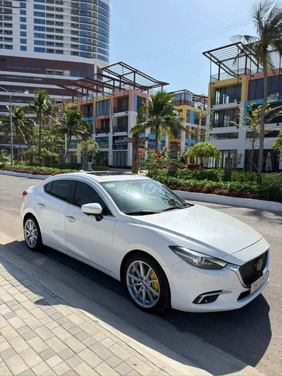 Mazda 3 2017 2.0 Trắng