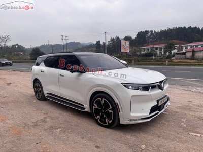 Xe VinFast VF9 Plus 6S 2025