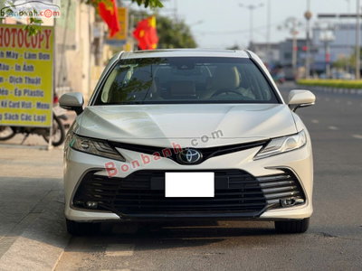 Xe Toyota Camry 2.0Q 2023